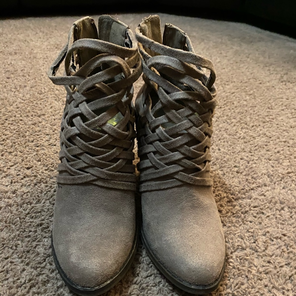 Women’s boots